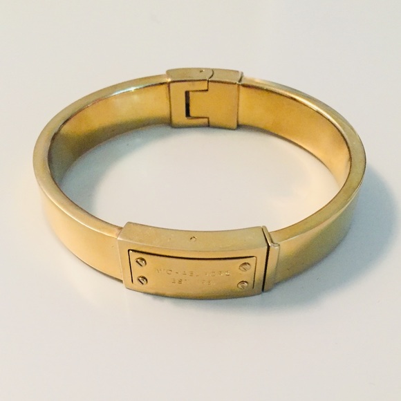 michael kors hinged bangle